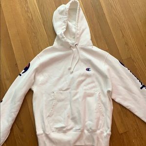 white champion hoodie size small